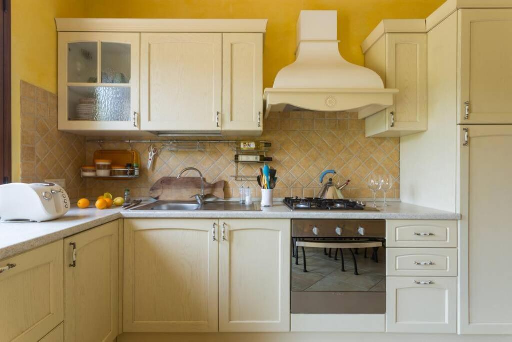 A Charming Country Cottage + Bikes And Kayaks Bosa Εξωτερικό φωτογραφία
